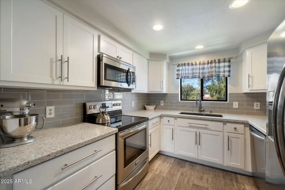 750 E Northern Avenue #2143, Phoenix, AZ 85020 - Image #1