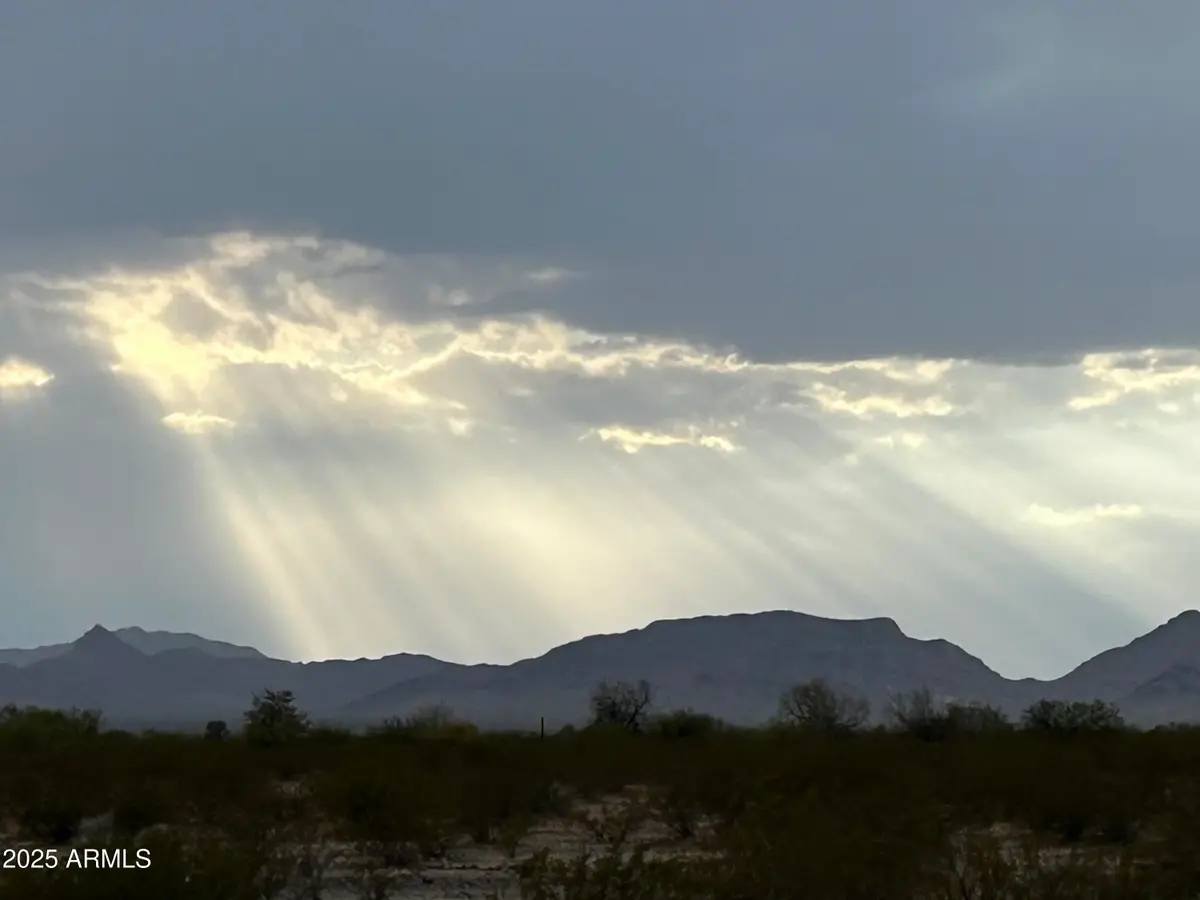 47568 Avenue 71 -- E, Sunwest, AZ 85348 - Image #1