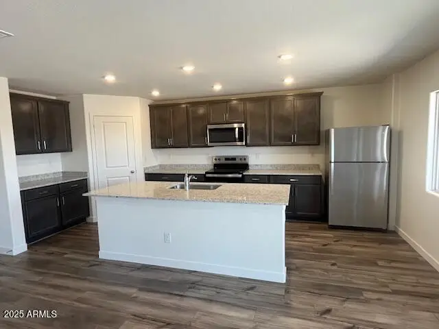 1091 W West Virginia Avenue, Florence, AZ 85132 - Image #2