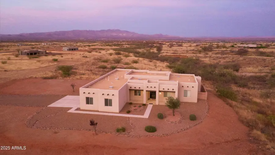 8867 S Welsh Place, Hereford, AZ 85615 - Image #2