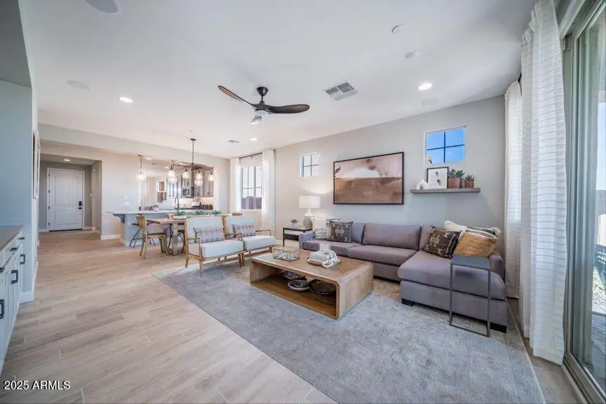 12239 W Caraveo Place, Peoria, AZ 85383 - Image #3