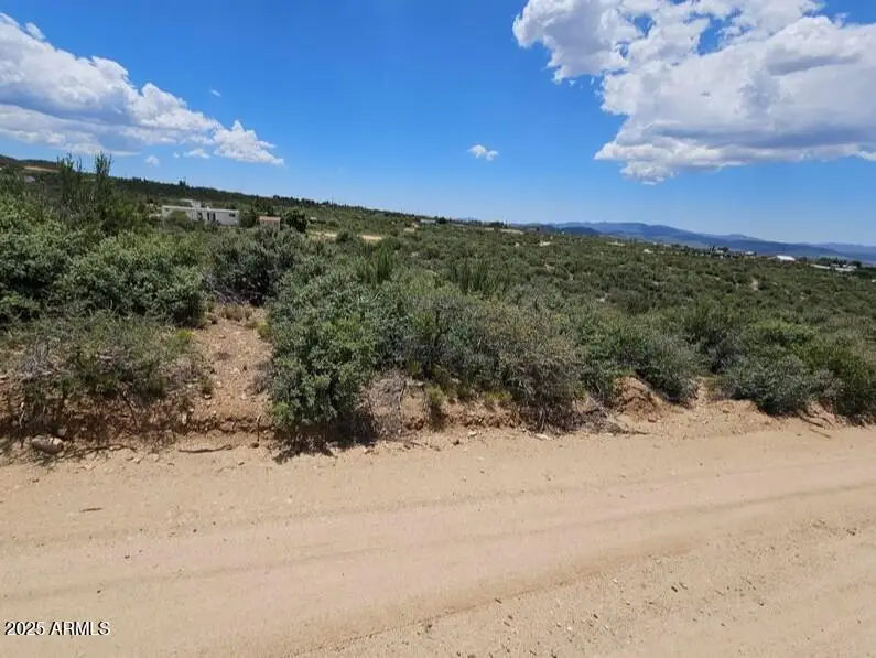 8065 W Framingham Road #221, Wilhoit, AZ 86332 - Image #2