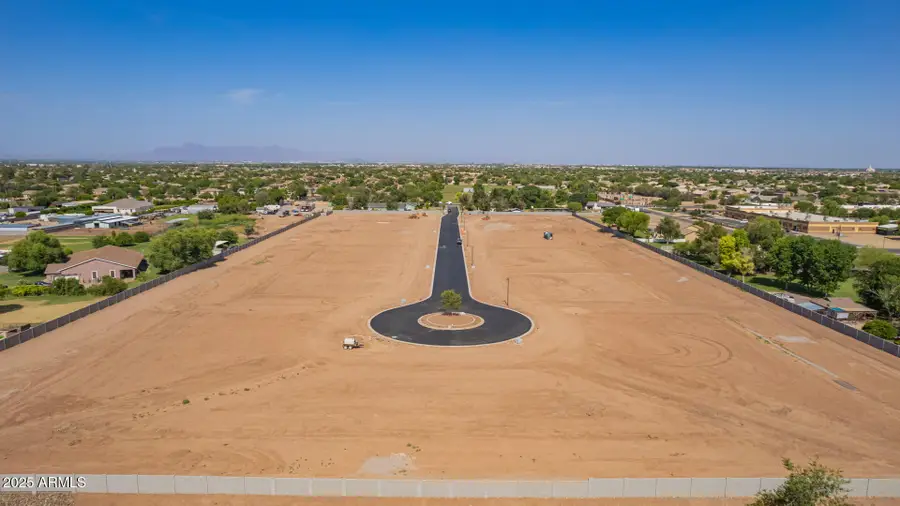 737 E Loma Vista Court #12, Gilbert, AZ 85295 - Image #2