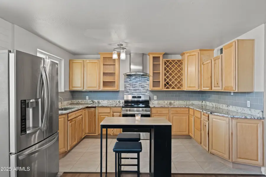 5802 N 61st Drive, Glendale, AZ 85301 - Image #3