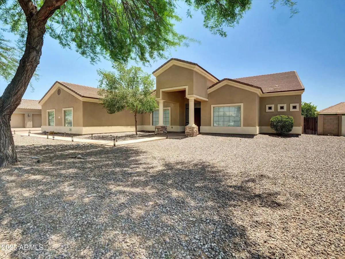 8031 W Morten Avenue, Glendale, AZ 85303 - Image #1