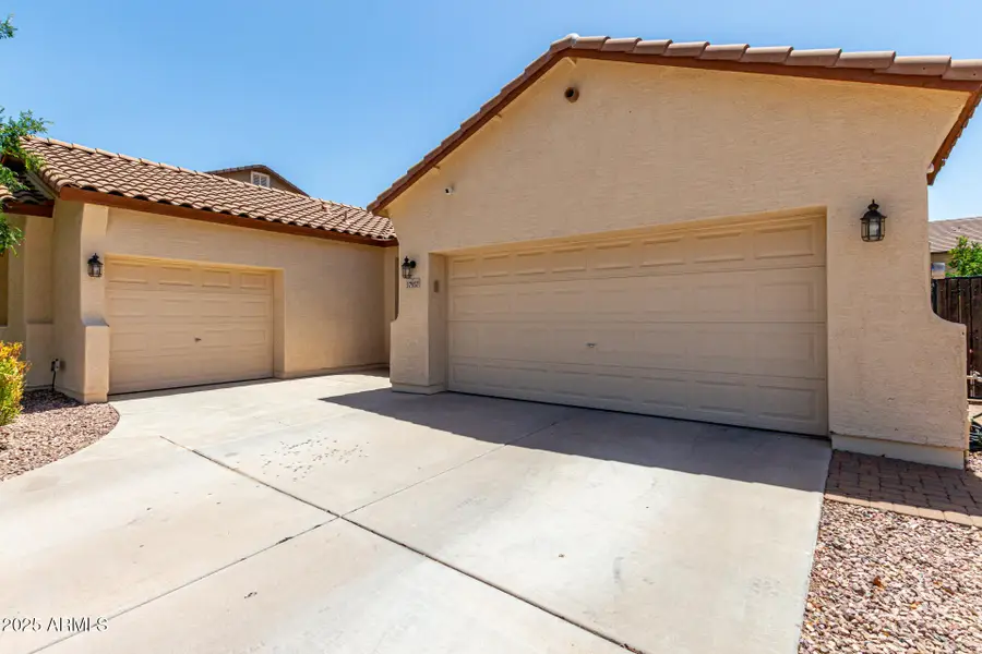 17937 W Westpark Boulevard, Surprise, AZ 85388 - Image #2