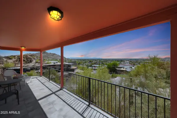 9932 N 16th Place E, Phoenix, AZ 85020