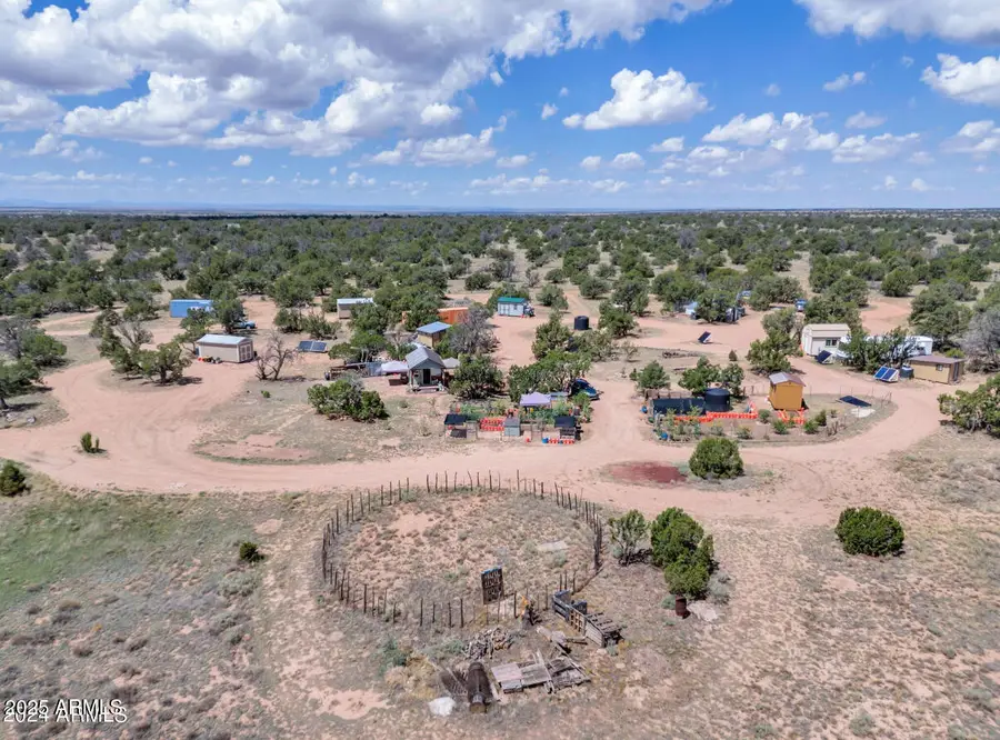 5785 N Muytala Drive #A&B, Valle, AZ 86046 - Image #2