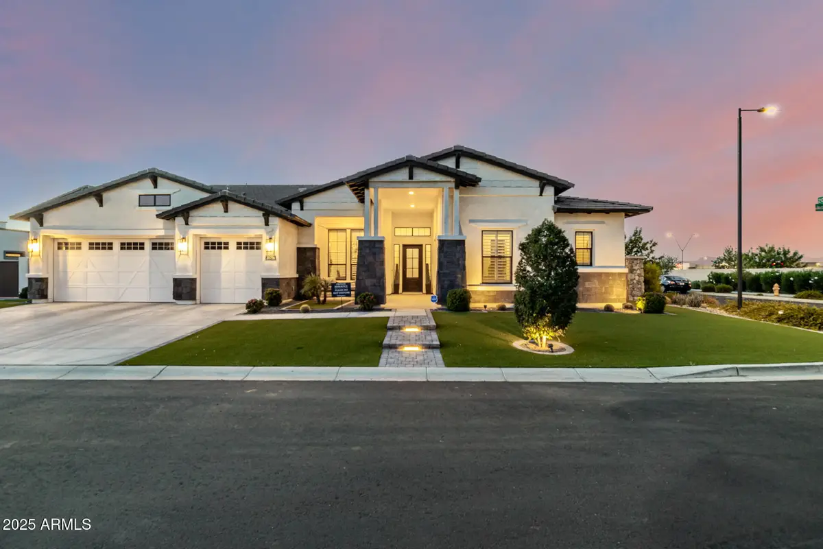 20756 E Indiana Avenue, Queen Creek, AZ 85142 - Image #1