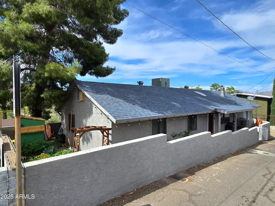 186 E Kelly Street, Miami, AZ 85539 - Image #2