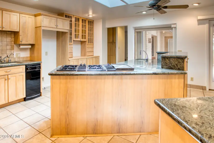 1550 N Stapley Drive #6, Mesa, AZ 85203 - Image #3