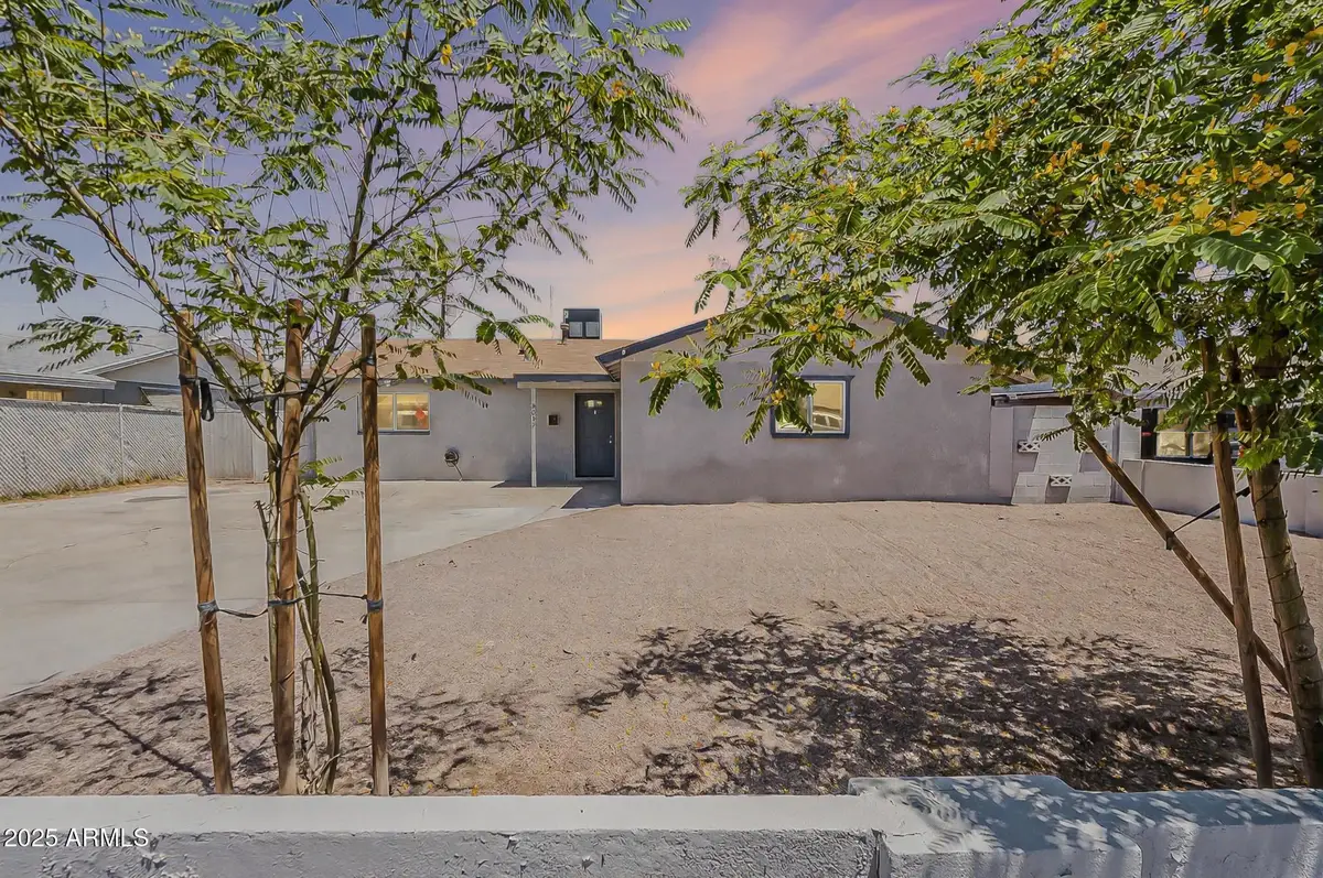 3017 N 46th Drive, Phoenix, AZ 85031 - Image #1