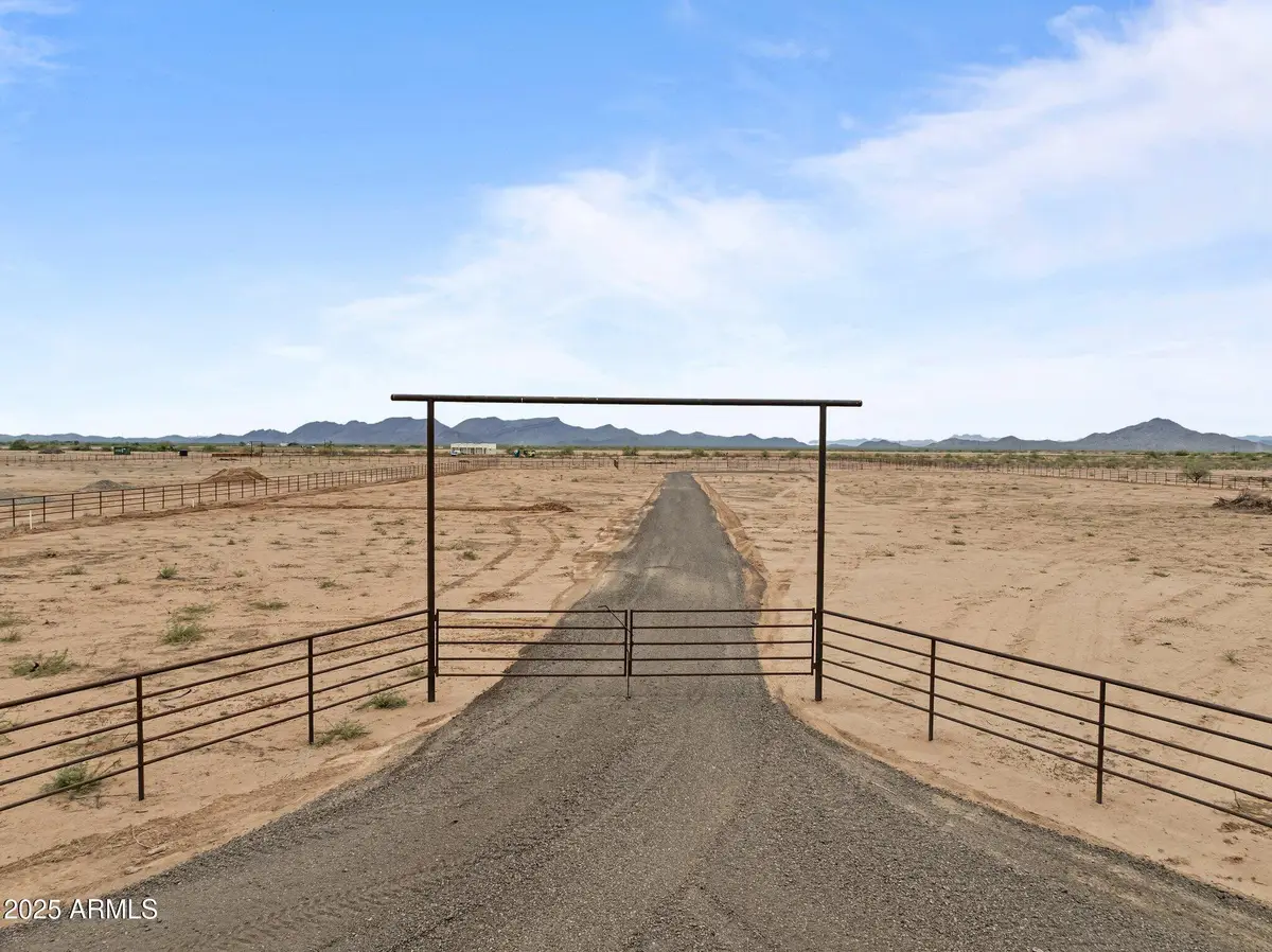 0004 W Long Rifle Lot 4 Road, Aguila, AZ 85320 - Image #1
