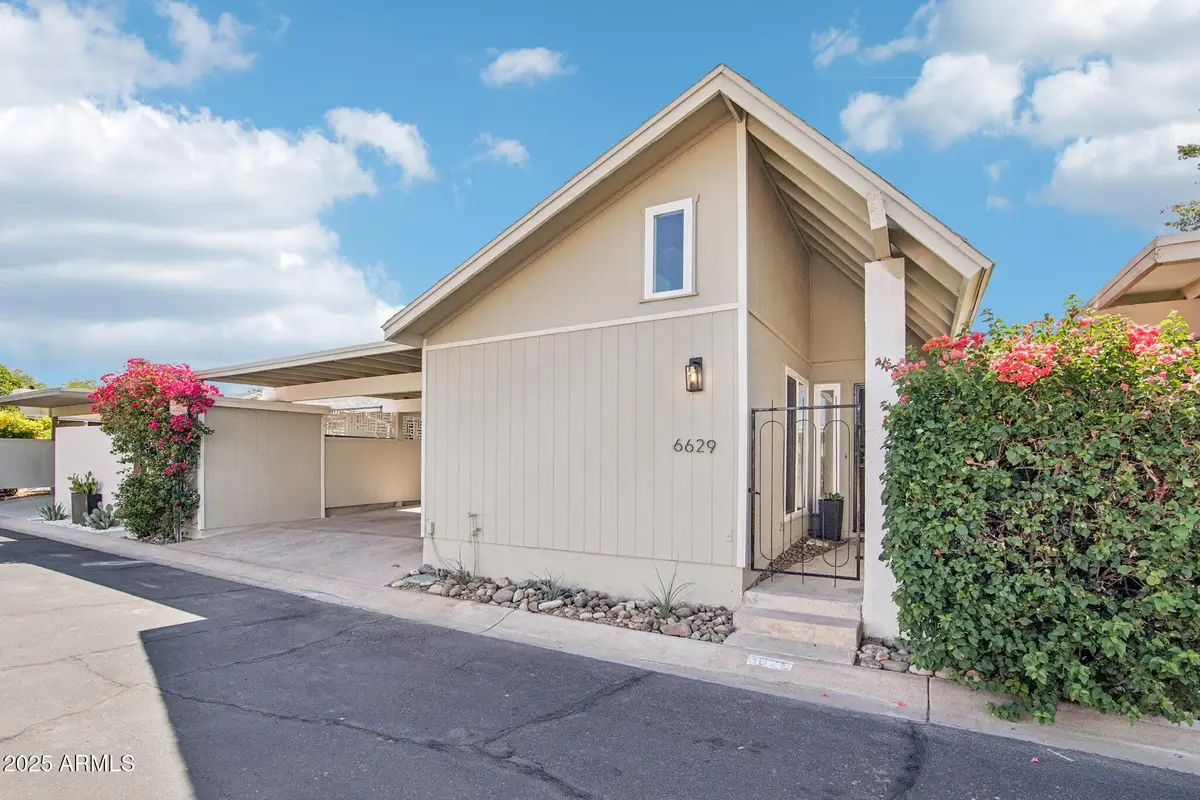 6629 N Majorca Way E, Phoenix, AZ 85016 - #1