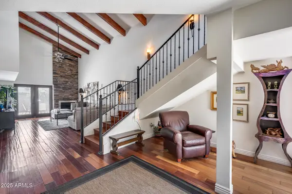 4242 N 44th Street, Phoenix, AZ 85018