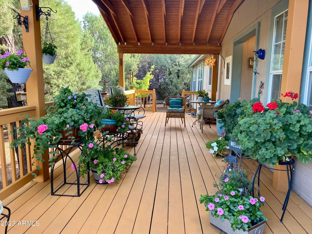 181 Timber Ridge Loop, Show Low, AZ 85901 - Image #1