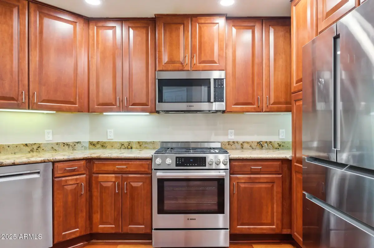 5450 E Deer Valley Drive #1214, Phoenix, AZ 85054 - Image #1