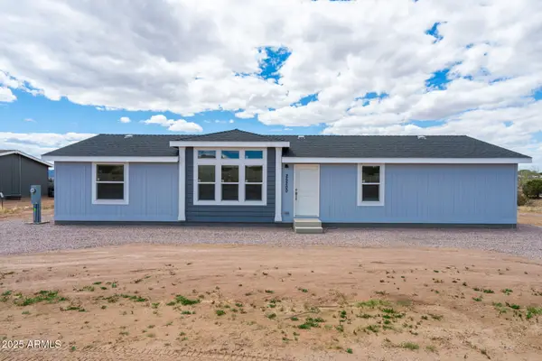 25200 N Enid Drive, Paulden, AZ 86334