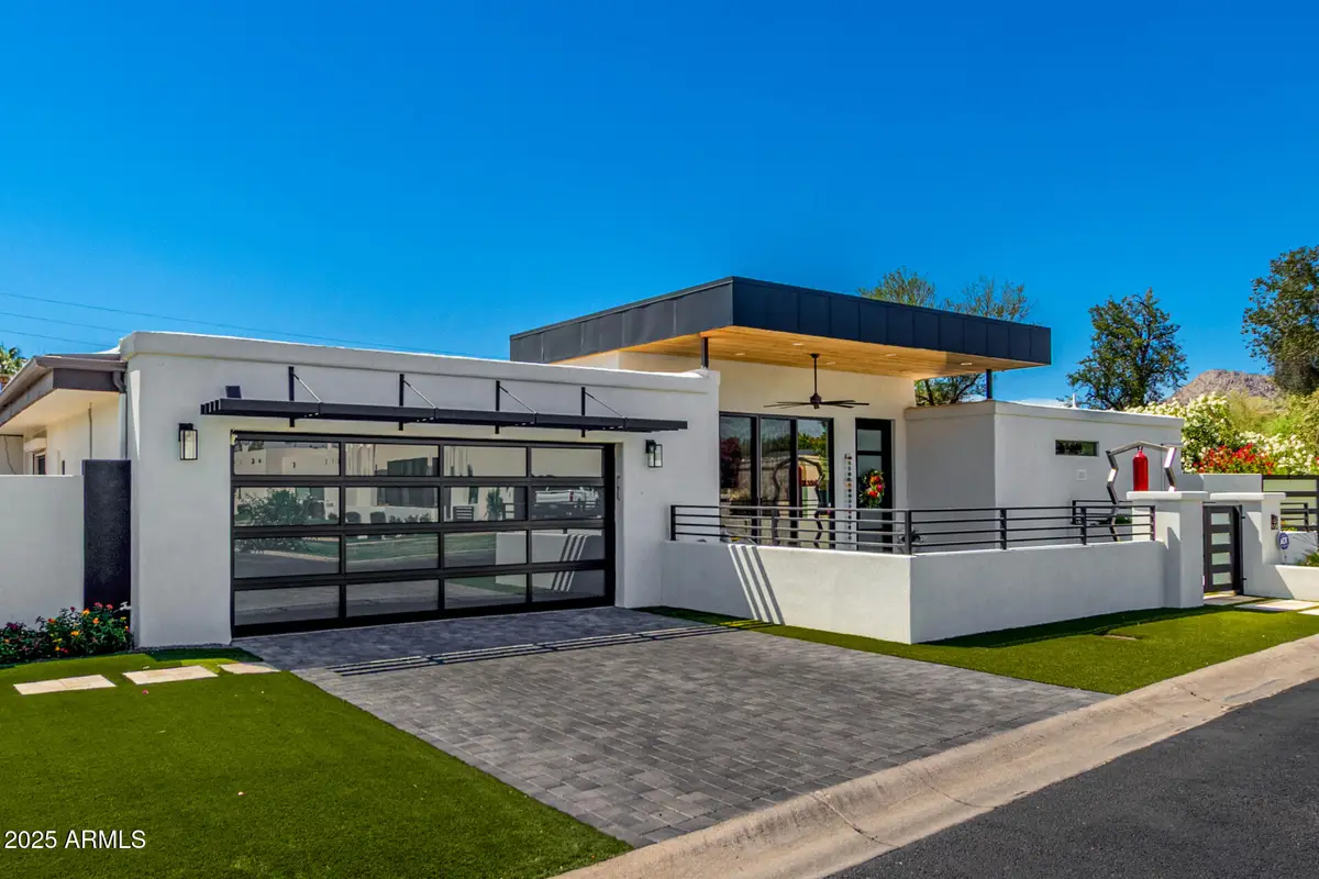 5822 N 44th Place, Phoenix, AZ 85018 - Image #1