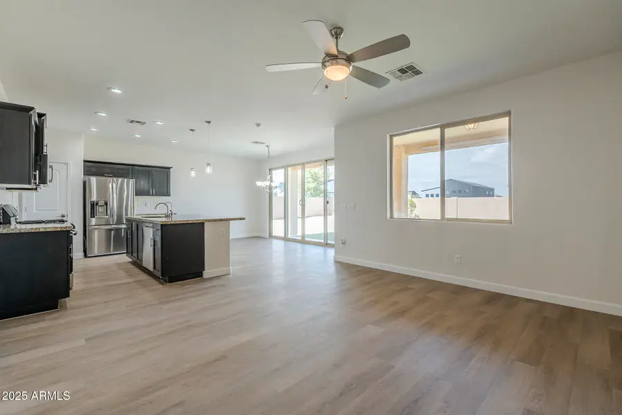 8518 S 8th Lane, Phoenix, AZ 85041 - Image #2