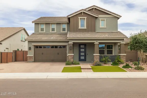 2847 W Show Low Drive, San Tan Valley, AZ 85144