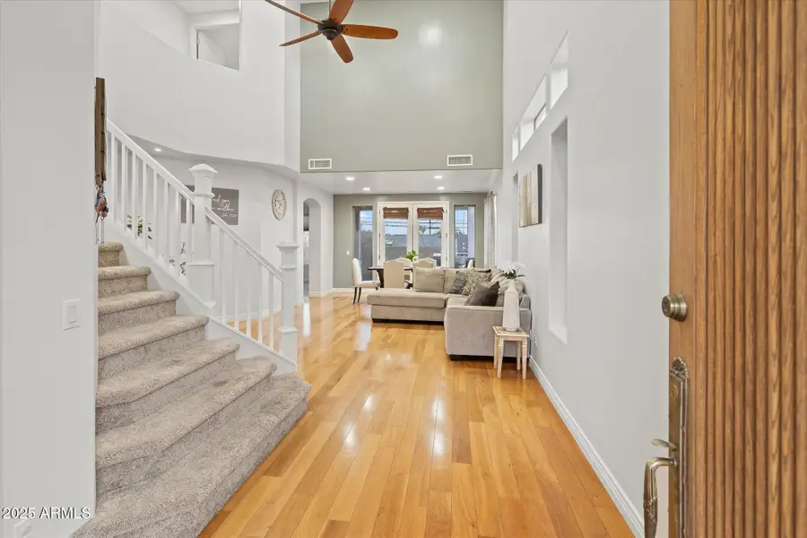 13 E Foothill Drive, Phoenix, AZ 85020 - Image #3