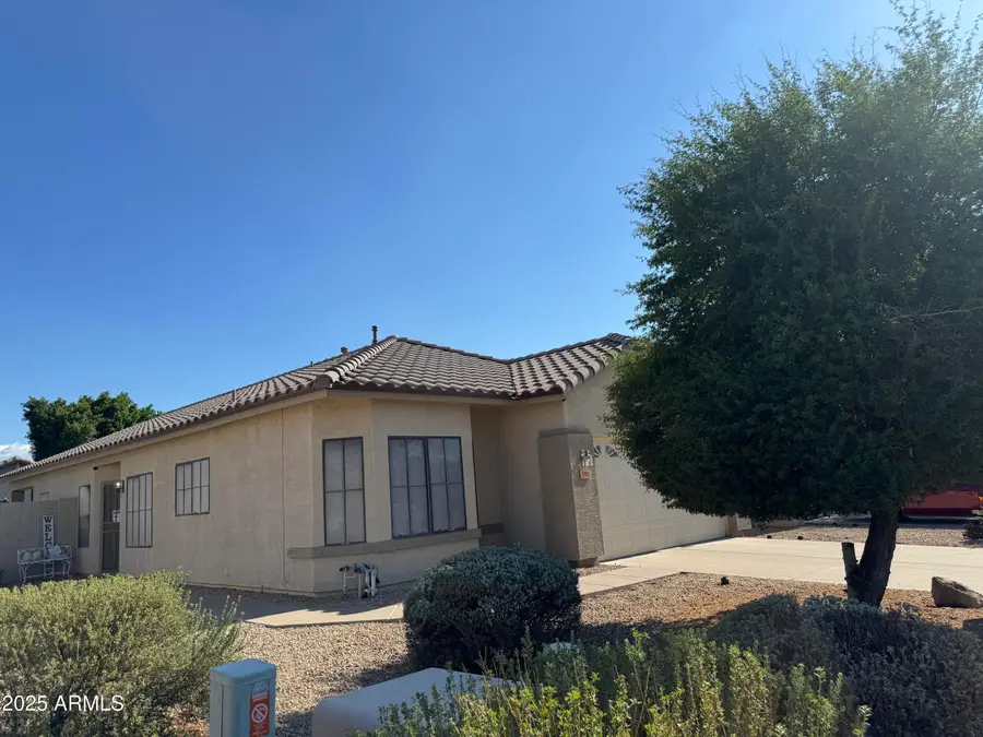 8927 W Paradise Drive, Peoria, AZ 85345 - Image #3