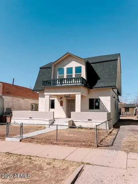 914 E 8th Street, Douglas, AZ 85607