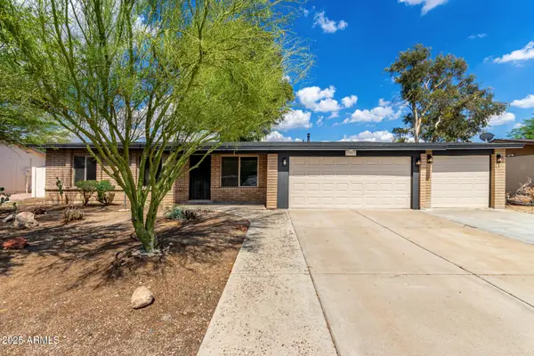 19013 N 18th Avenue, Phoenix, AZ 85027