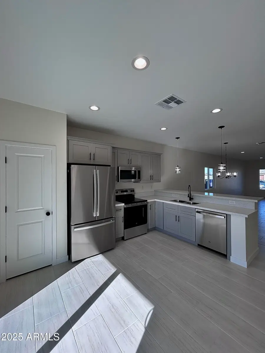 14860 S Capistrano Road, Arizona City, AZ 85123 - Image #3