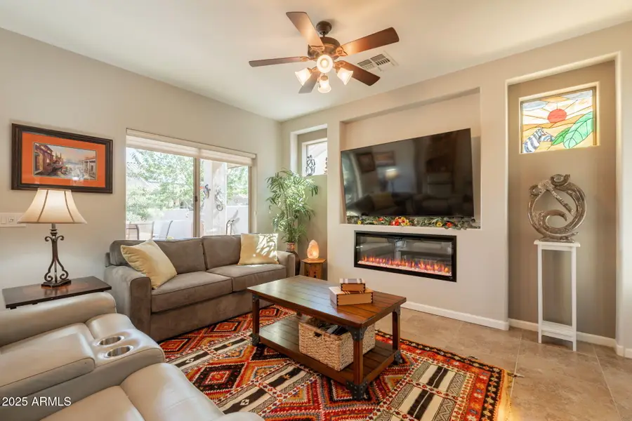 1552 E Manor Drive, Casa Grande, AZ 85122 - Image #2