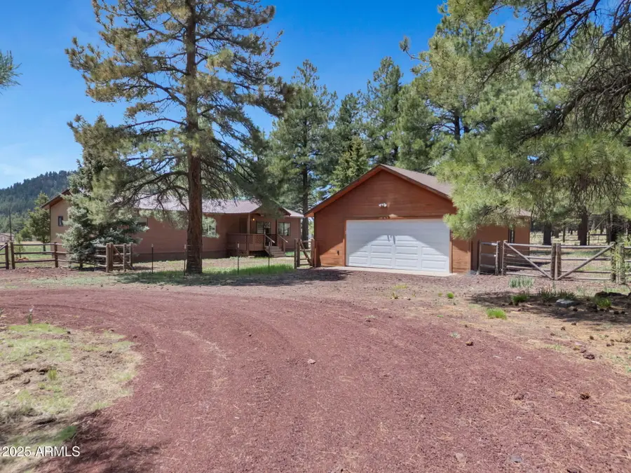 12778 E Larkspur Lane, Parks, AZ 86018 - Image #3