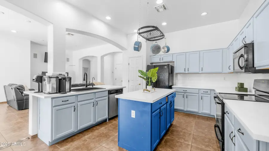 757 W Carob Way, Chandler, AZ 85248 - Image #3