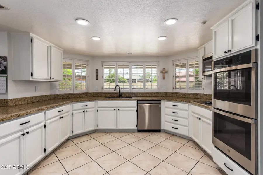 400 W Crofton Street, Chandler, AZ 85225 - Image #2