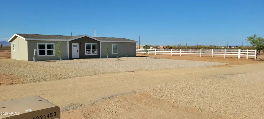 32114 N 229th Avenue, Wittmann, AZ 85361 - Image #3