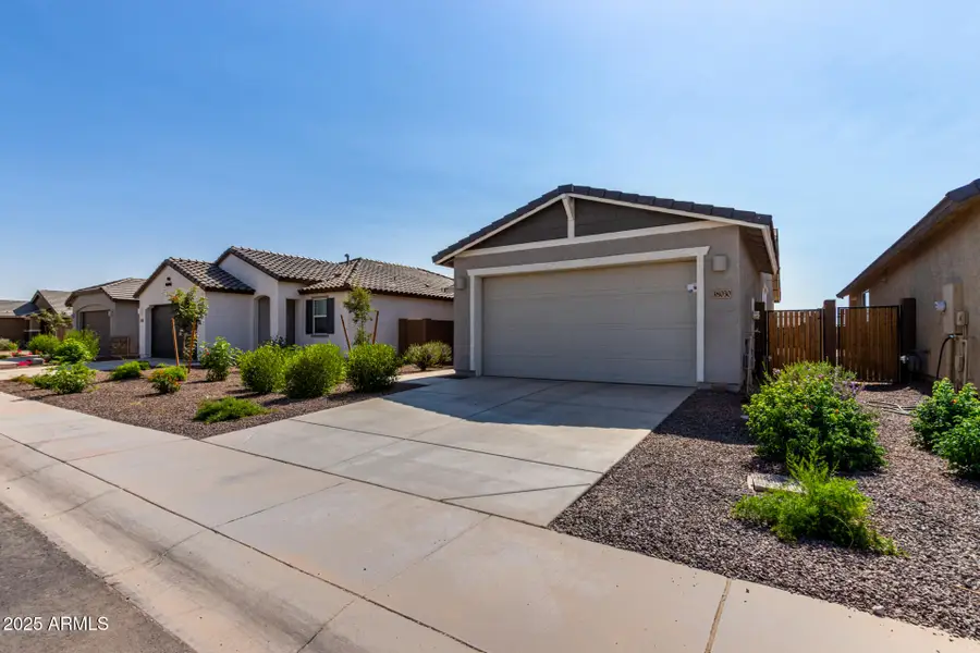 38030 N Front Runner Lane, San Tan Valley, AZ 85140 - Image #3