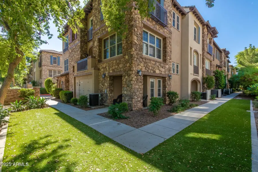 2470 E Roma Avenue, Phoenix, AZ 85016 - Image #2