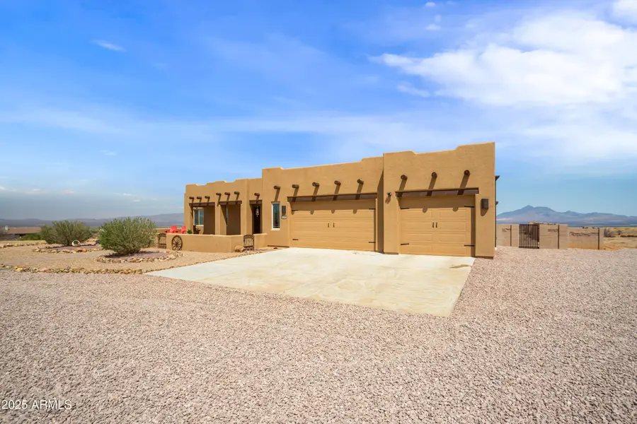 6100 E Darley Drive, Hereford, AZ 85615 - Image #3