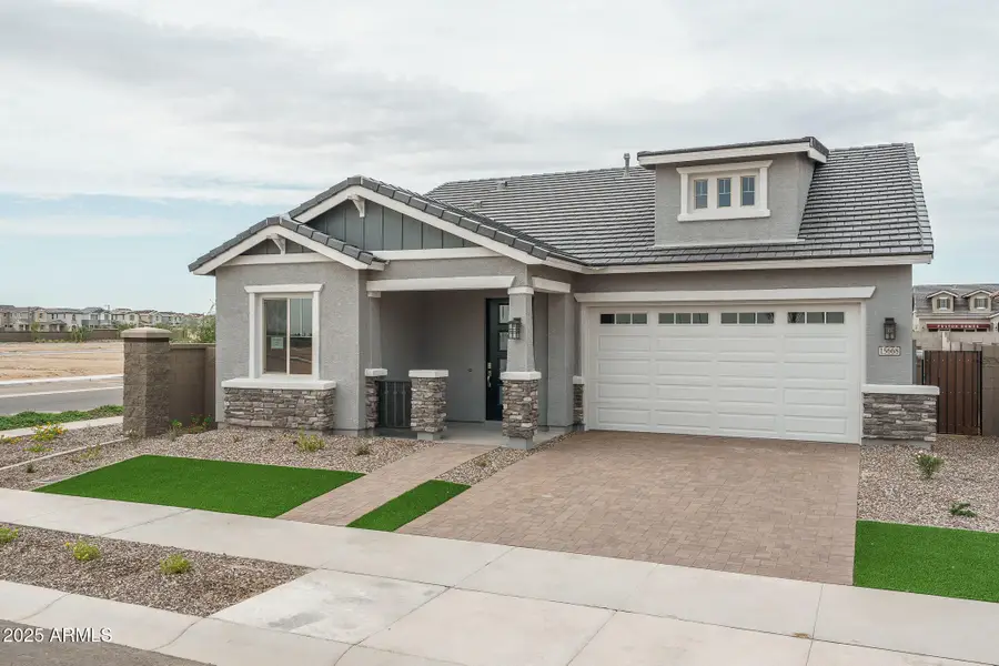 15668 W Pershing Street, Surprise, AZ 85379 - Image #3