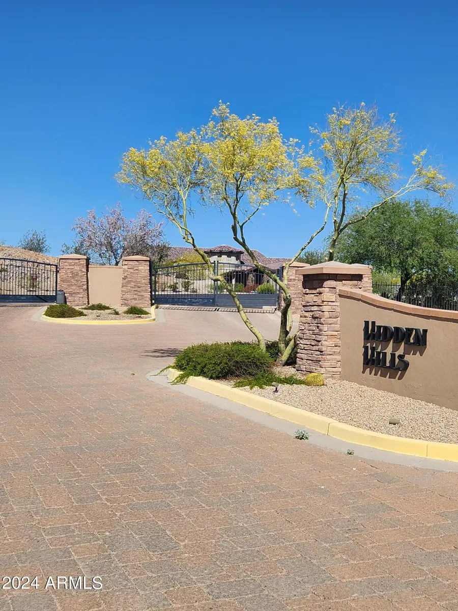 17929 W Estes Way #6, Goodyear, AZ 85338 - Image #2