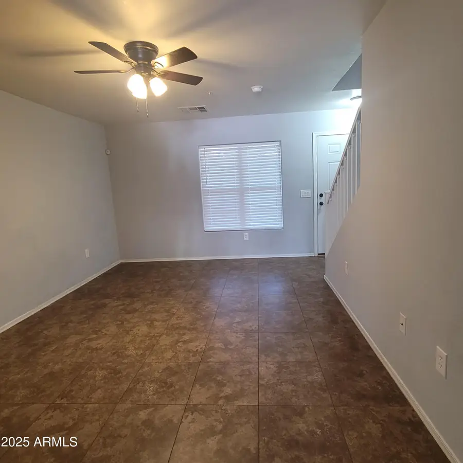 2367 E Huntington Drive, Phoenix, AZ 85040 - Image #2