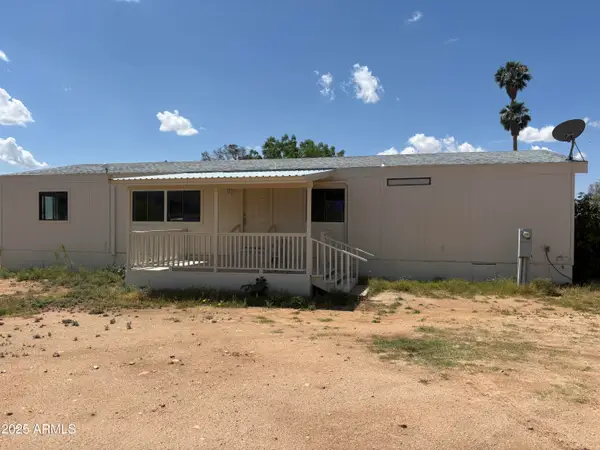 22875 W Cactus Wren Lane, Congress, AZ 85332