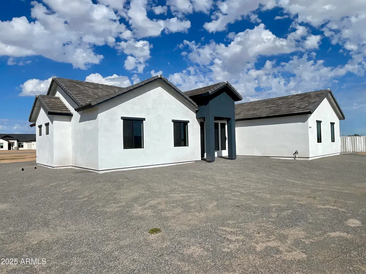 25846 W Denver Hill Drive, Wittmann, AZ 85361 - Image #1