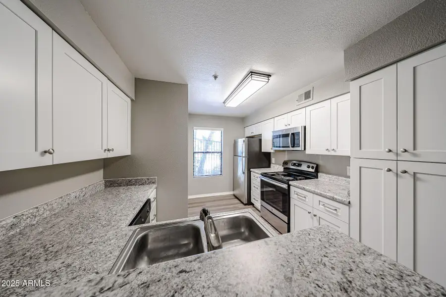 2025 E Campbell Avenue #137, Phoenix, AZ 85016 - Image #2