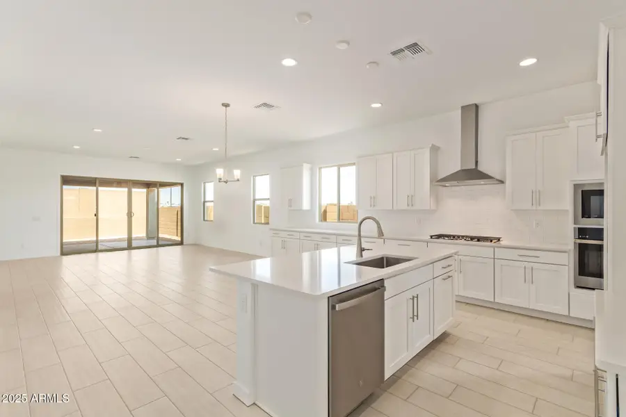 15812 W Miami Street, Goodyear, AZ 85338 - Image #2