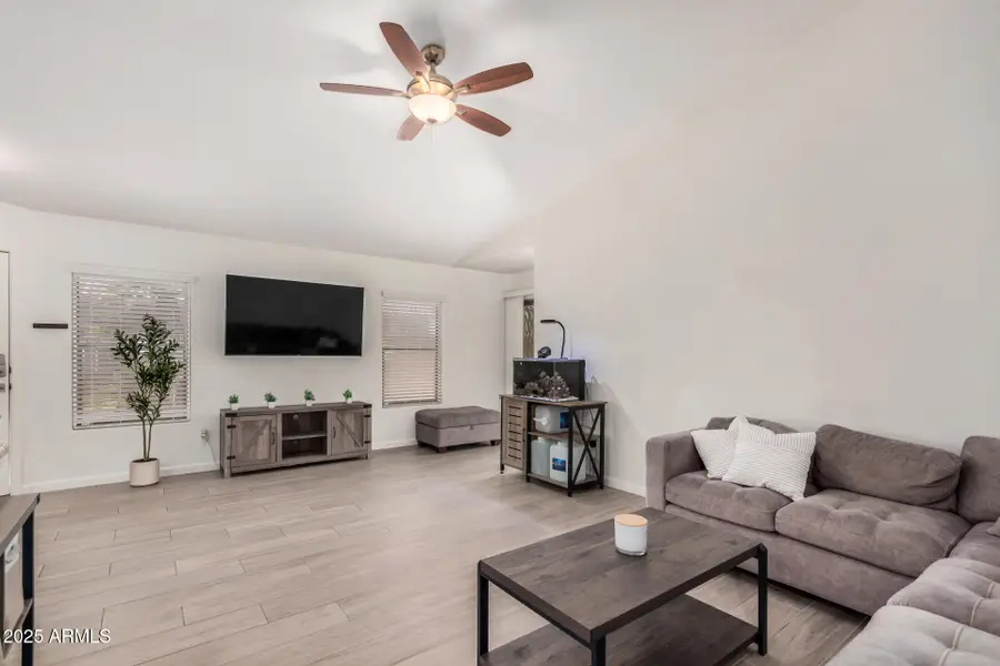 13216 W Desert Lane, Surprise, AZ 85374 - Image #2