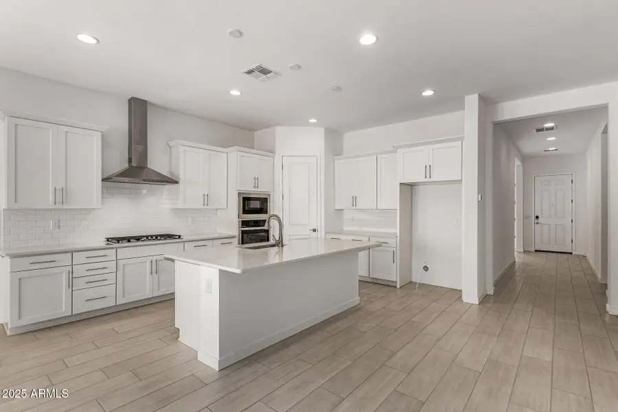 15842 W Miami Street, Goodyear, AZ 85338 - Image #2