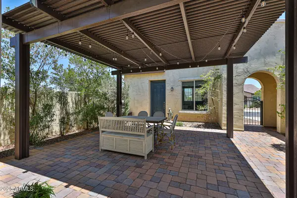 17082 S 182nd Avenue, Goodyear, AZ 85338