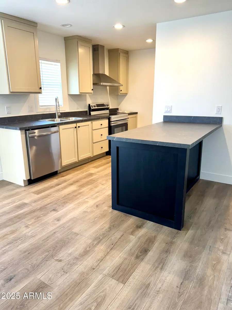 1550 W Southern Avenue #20, Phoenix, AZ 85041 - Image #3