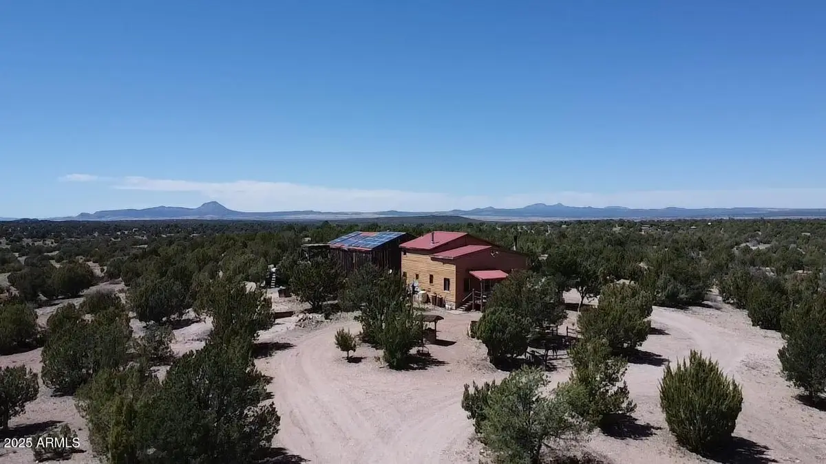 2795 W Poppy Road, Ash Fork, AZ 86320 - Image #1